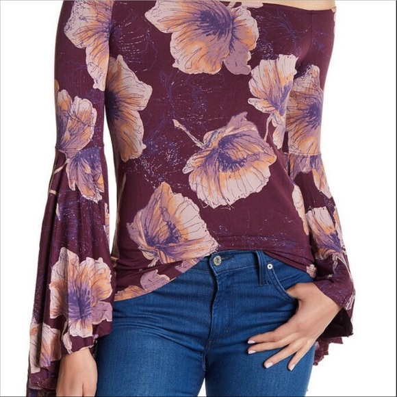 FREE PEOPLE Floral Top  New. Sz XS - Picture 2 of 8